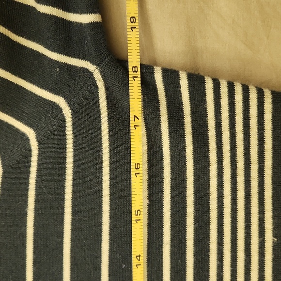 Title Nine Synergy Sweater Sz M - Picture 5 of 10